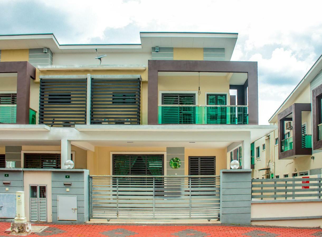 Tropical Livings Meru Ipoh Homestay By Grab A Stay 외부 사진